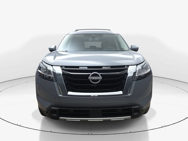 Used 2024 Nissan Pathfinder Platinum w/ Cargo Package FWD image 12