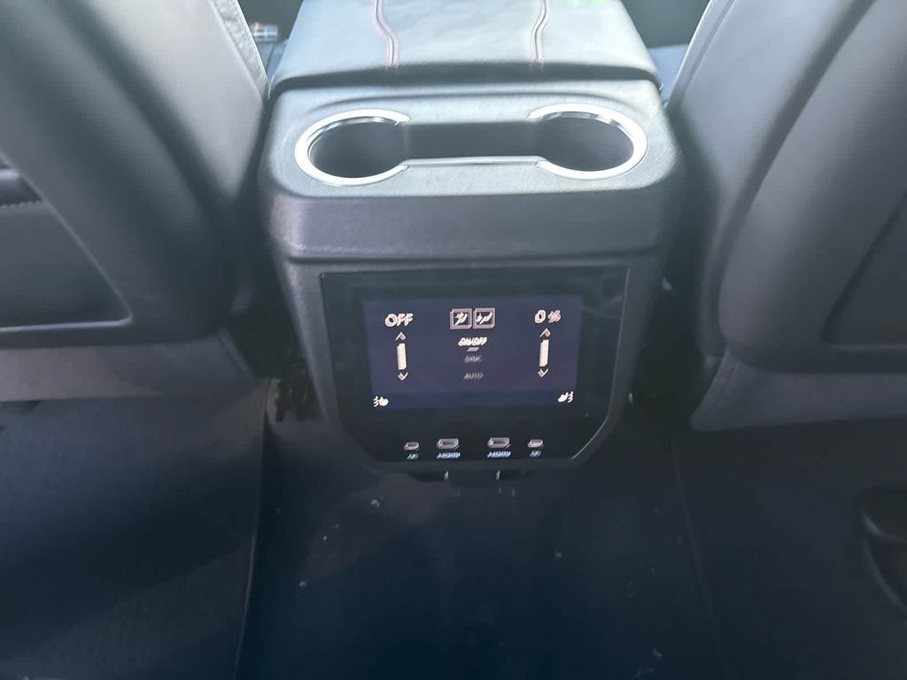 New 2026 GMC Yukon XL AT4 Ultimate AWD/4WD image 16