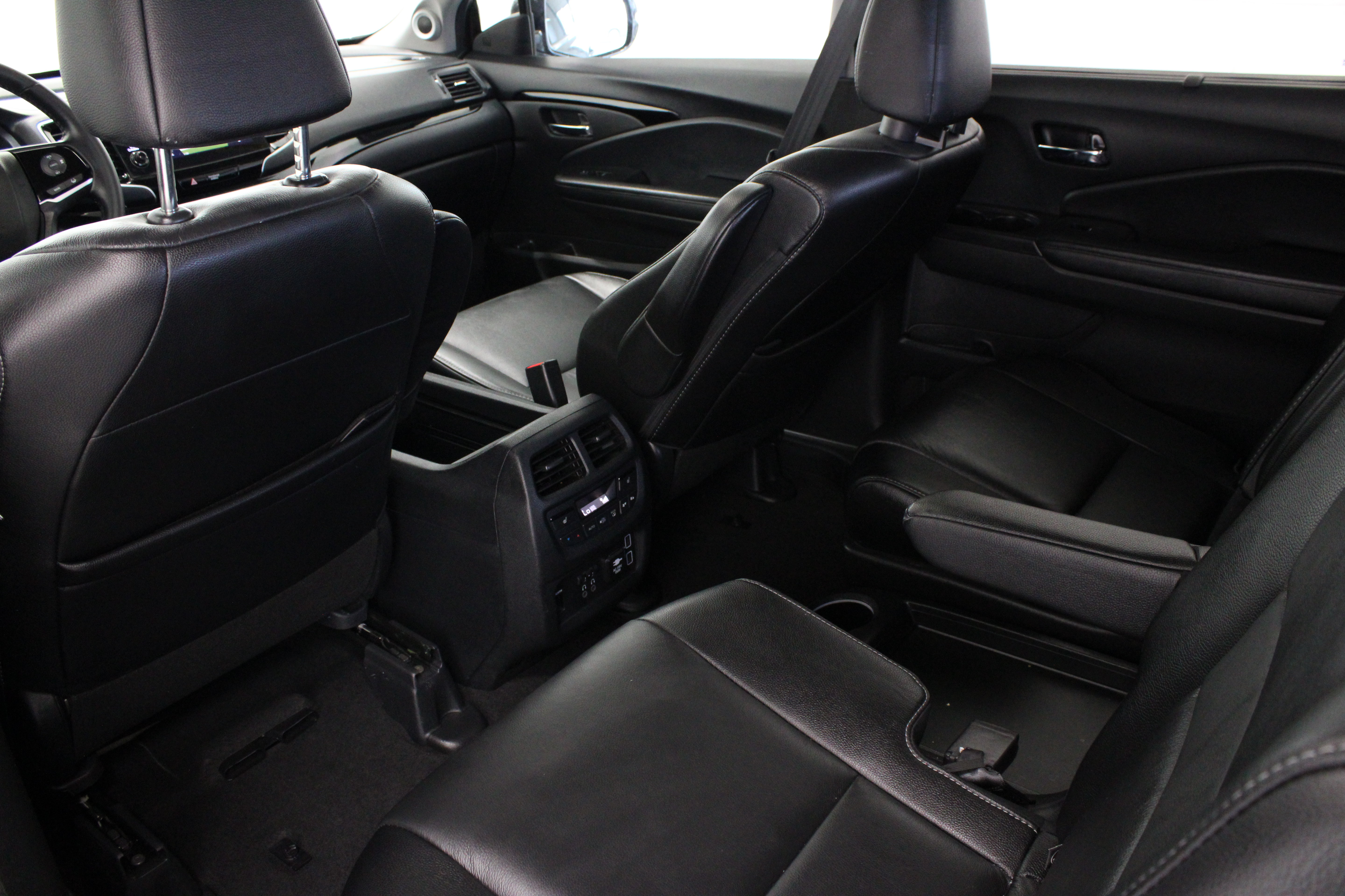 Used 2022 Honda Pilot Touring image 25