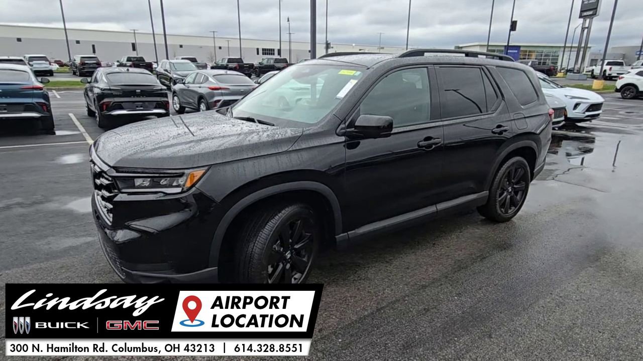 Used 2025 Honda Pilot Black Edition image 4