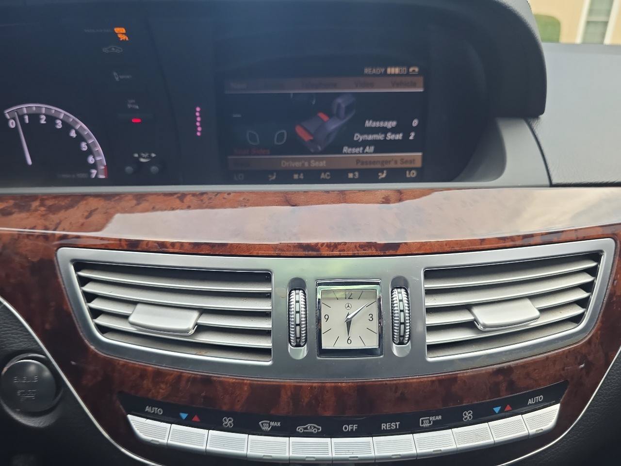 Used 2011 Mercedes-Benz S 550 4MATIC w/ Premium 2 Pkg image 30