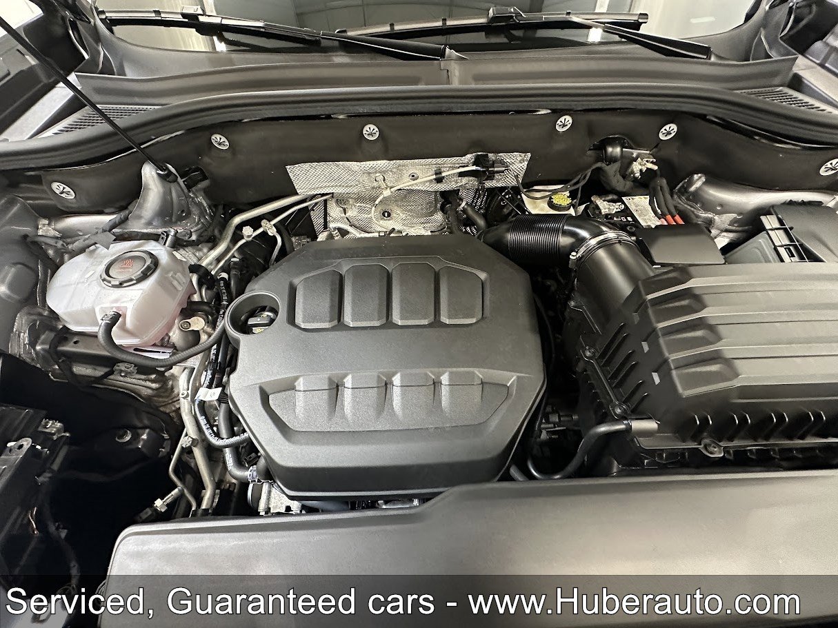 Used 2025 Volkswagen Atlas SE image 28