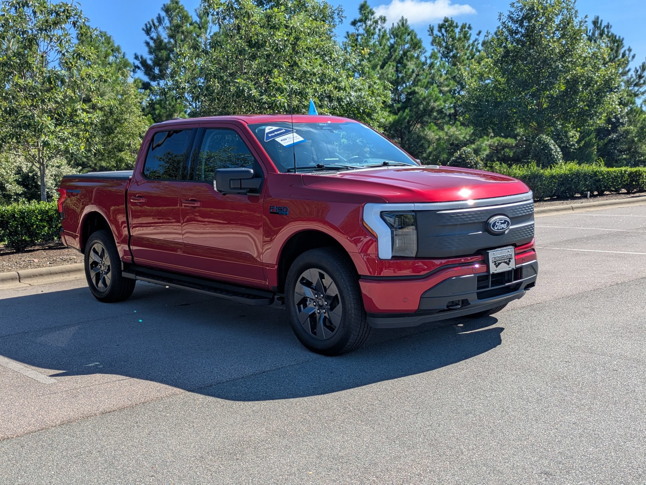 Certified 2025 Ford F150 Lightning Flash AWD/4WD image 1