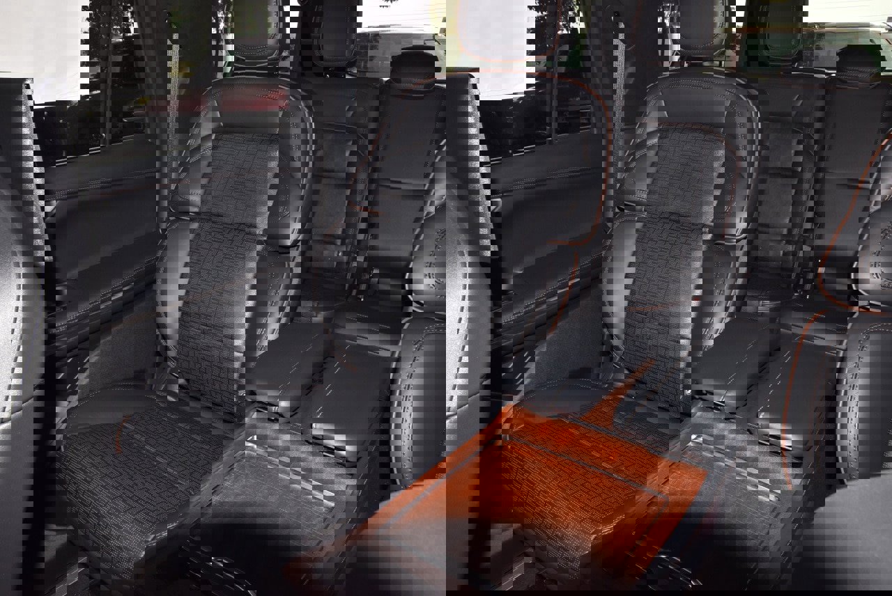 New 2025 Lincoln Navigator L Black Label image 22