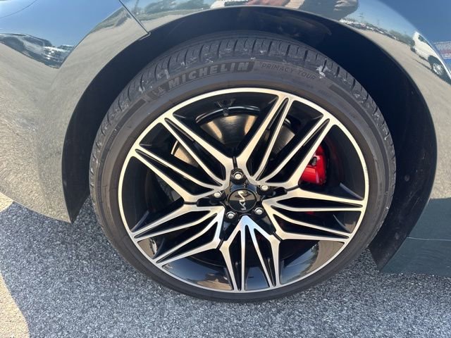 Used 2022 Kia Stinger GT1 image 10