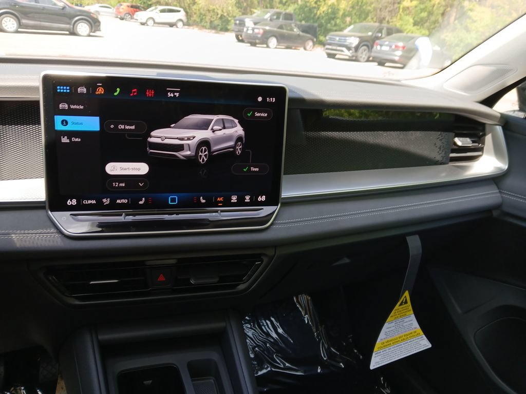 New 2026 Volkswagen Tiguan SE FWD image 17
