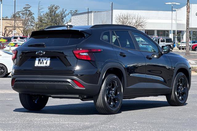 New 2026 Chevrolet Trax LT w/ Driver Confidence Package image 4