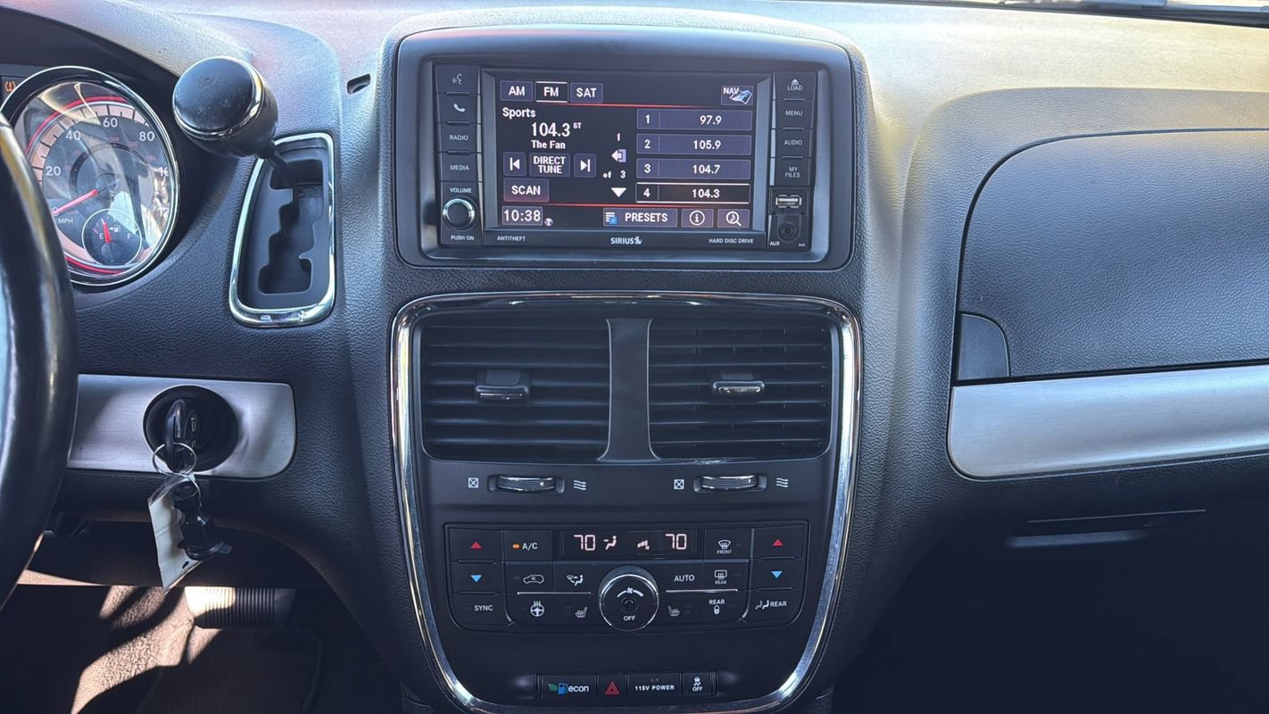 Used 2018 Dodge Grand Caravan GT FWD image 9