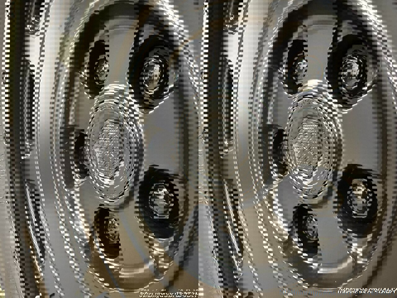 Used 2024 Land Rover Defender 90 V8 image 39