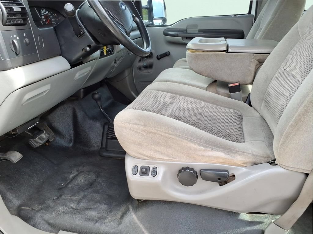 Used 2006 Ford F350 XLT AWD/4WD image 15