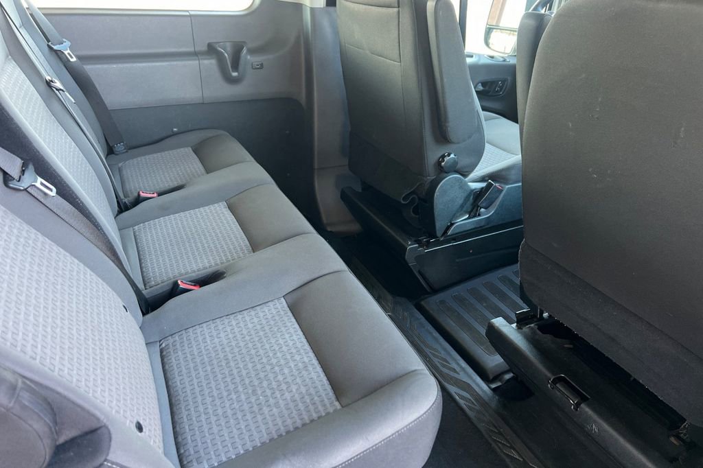 Used 2022 Ford Transit 350 XLT image 24