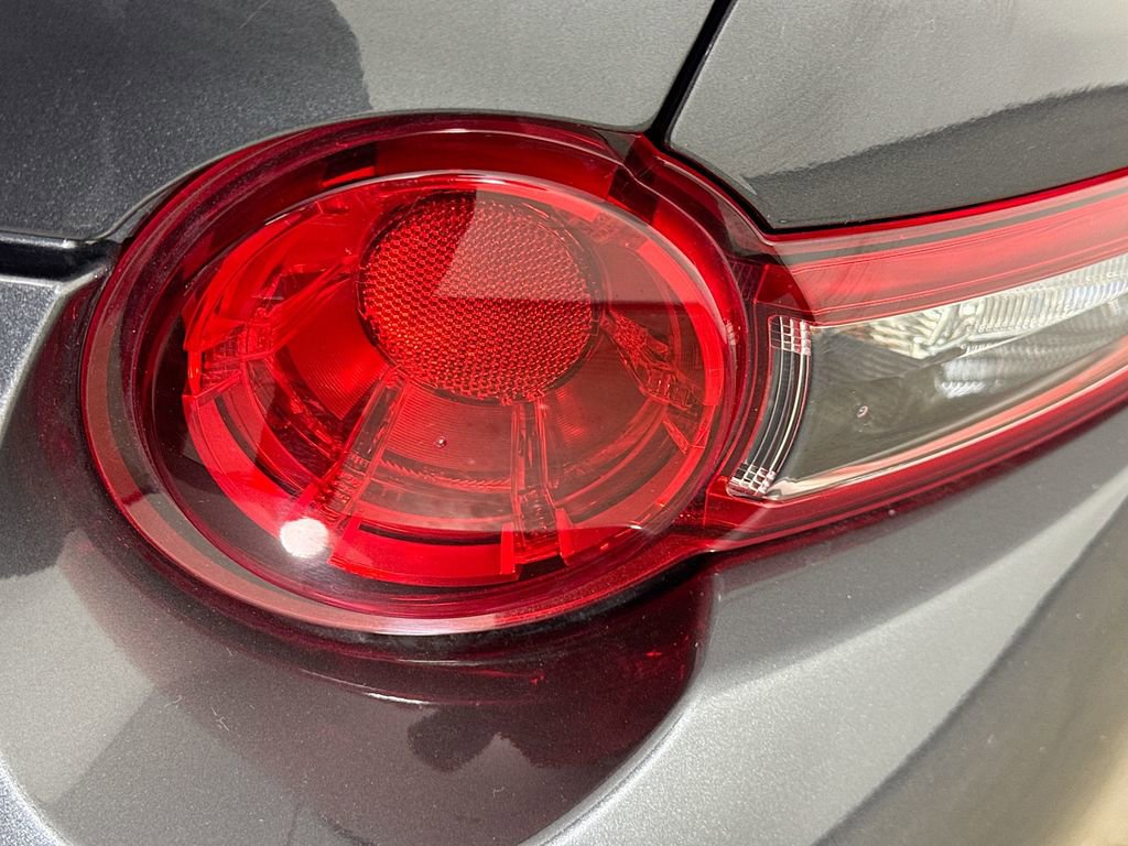 Used 2016 MAZDA MX-5 Miata Grand Touring RWD image 29