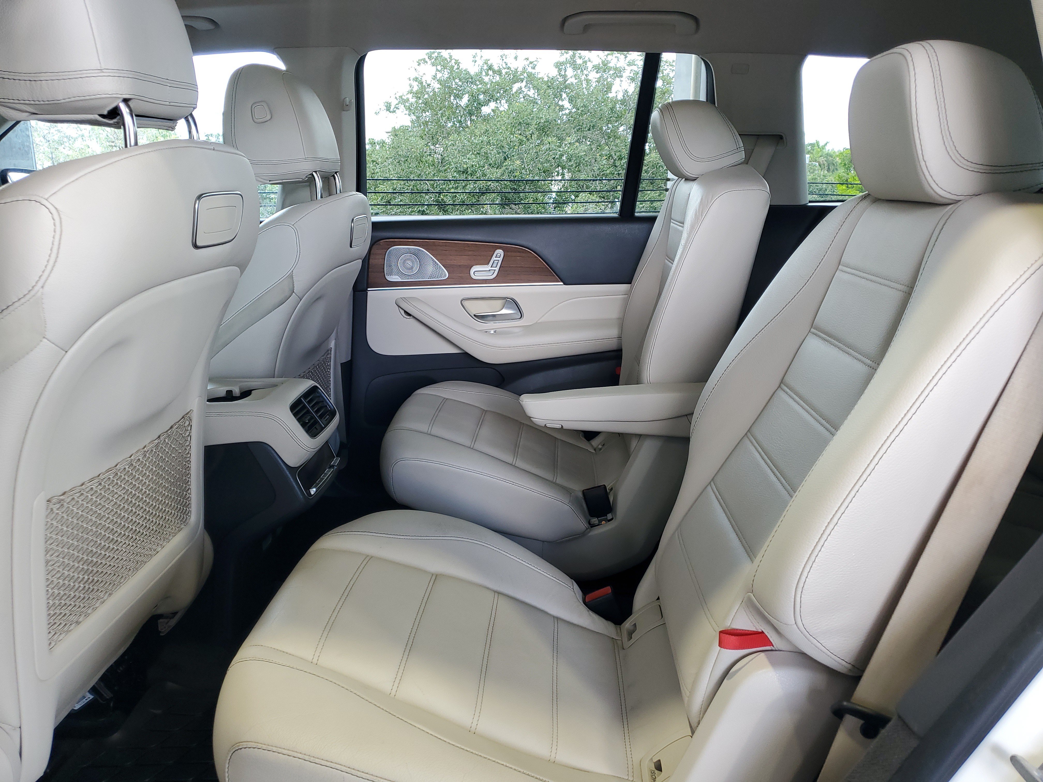 Used 2020 Mercedes-Benz GLS 450 4MATIC image 9
