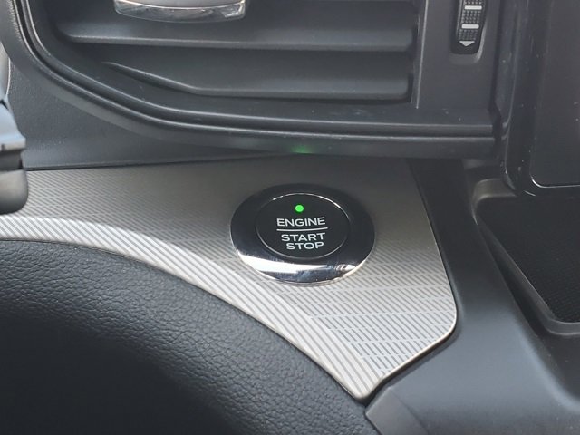 Used 2020 Ford Explorer XLT image 24