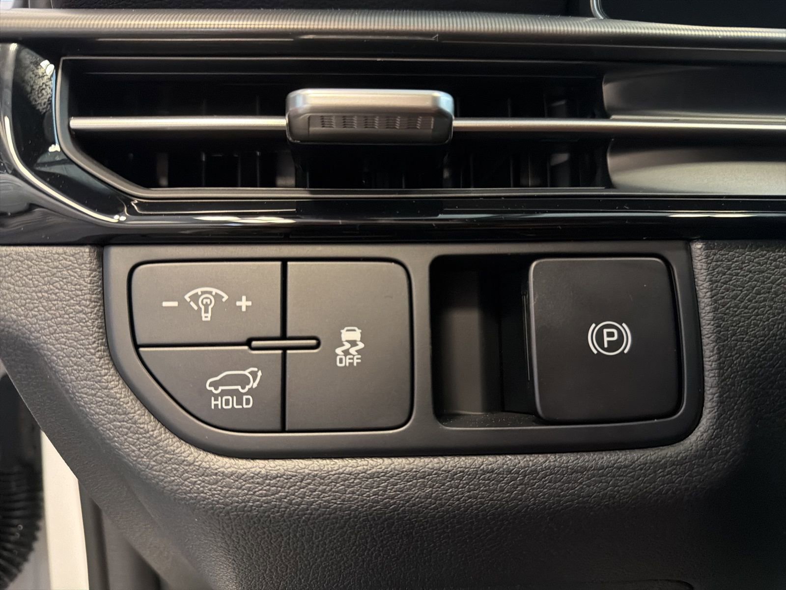 New 2026 Kia Sportage SX image 16