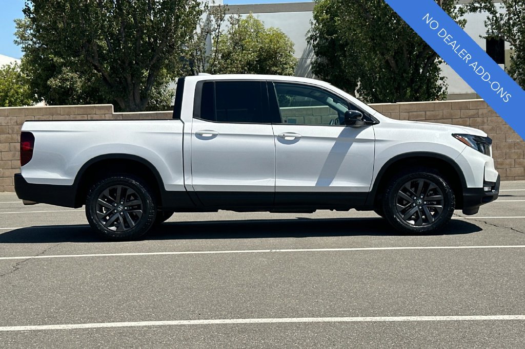 Certified 2023 Honda Ridgeline Sport image 3