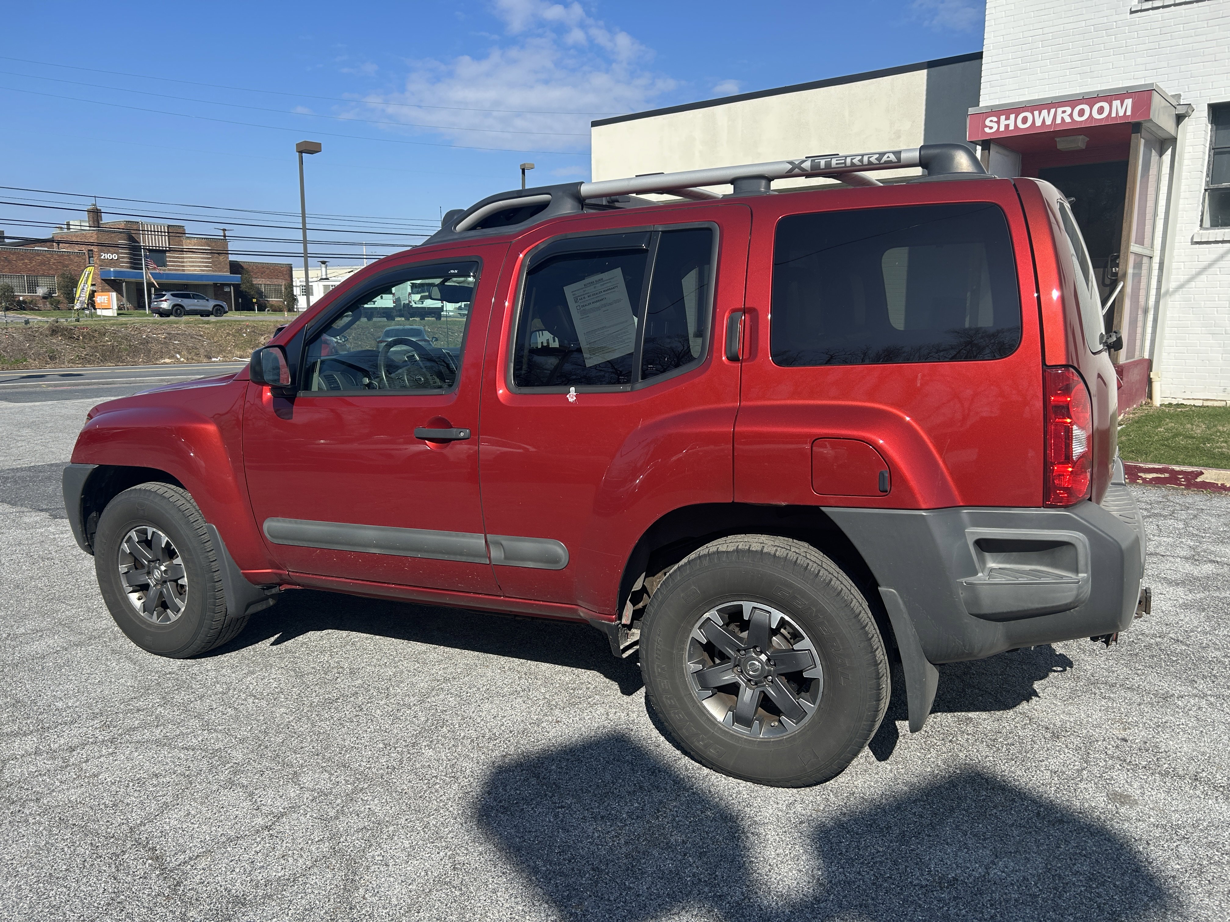 Used 2014 Nissan Xterra PRO-4X w/ Pro-4x Leather Package image 9