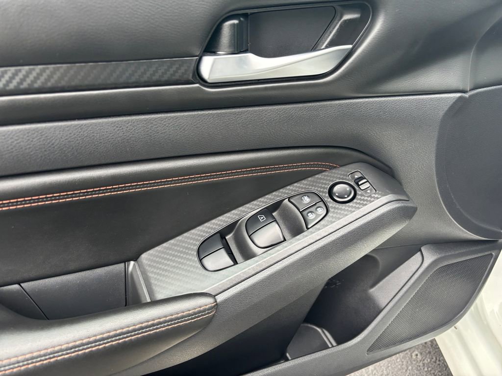 Used 2021 Nissan Altima 2.5 SR image 24