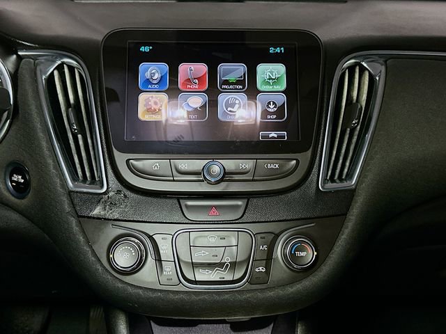 Used 2018 Chevrolet Malibu LT image 30