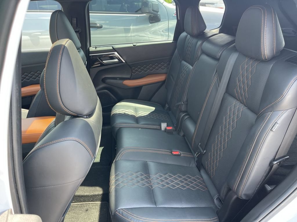 Used 2022 Mitsubishi Outlander SEL AWD/4WD image 10