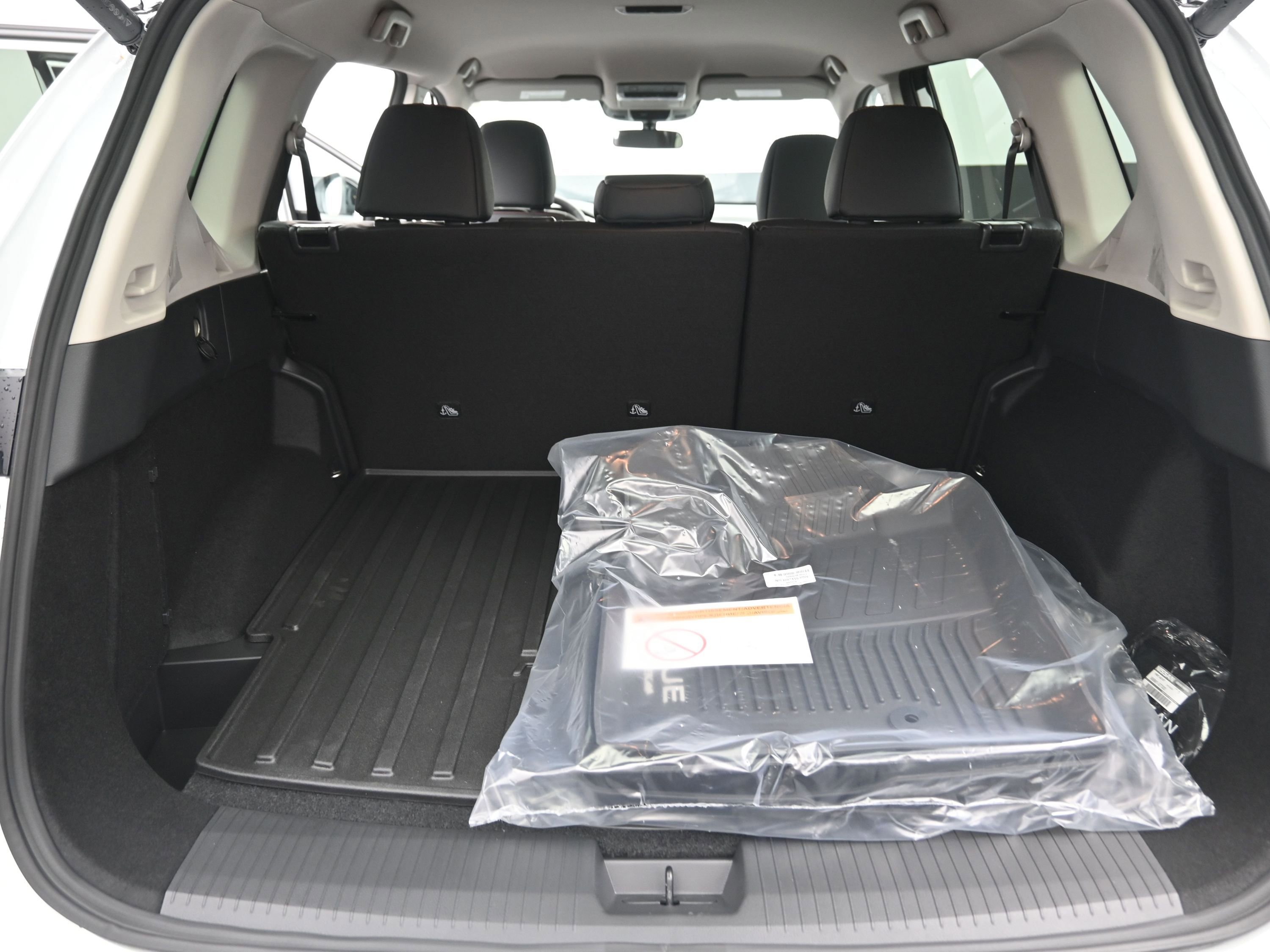 New 2026 Nissan Rogue SV image 18