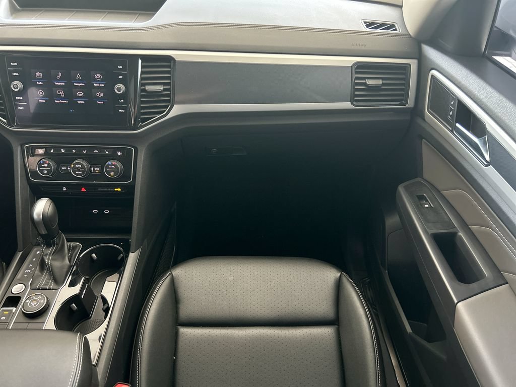 Certified 2021 Volkswagen Atlas SEL R-Line AWD/4WD image 43
