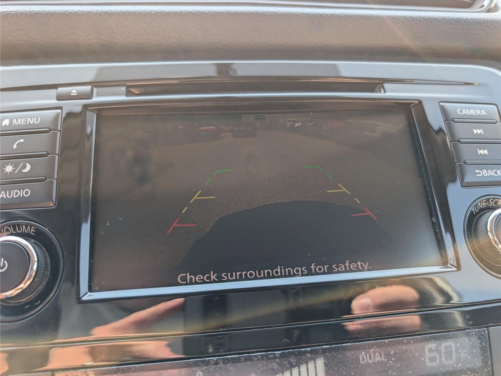 Used 2018 Nissan Rogue SV AWD/4WD image 28