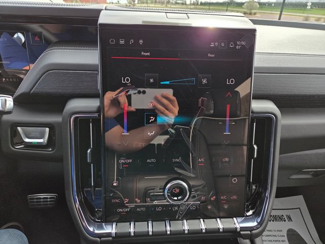 New 2026 GMC Yukon XL AT4 Ultimate AWD/4WD image 27
