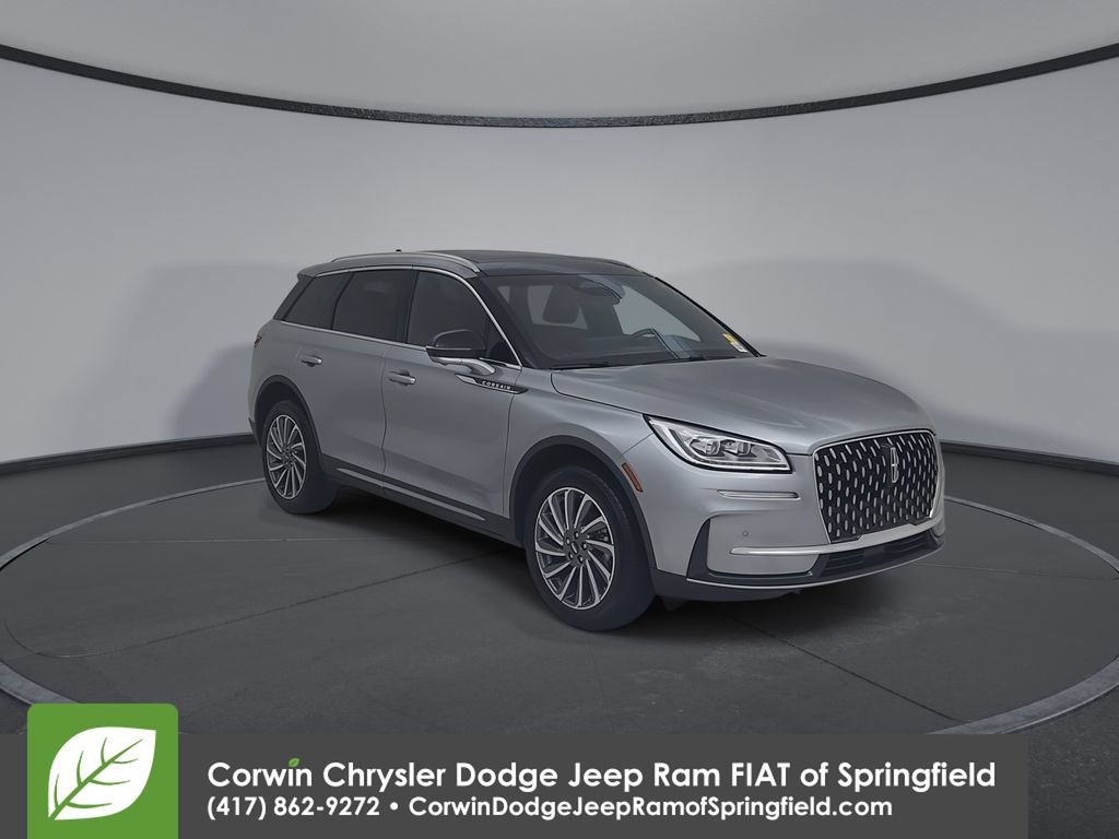 Used 2024 Lincoln Corsair Reserve w/ Equipment Group 201A AWD/4WD image 3