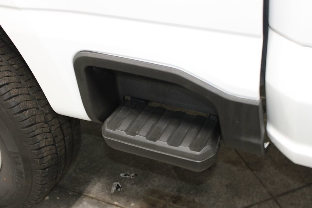 Used 2024 Ford F250 Lariat image 14