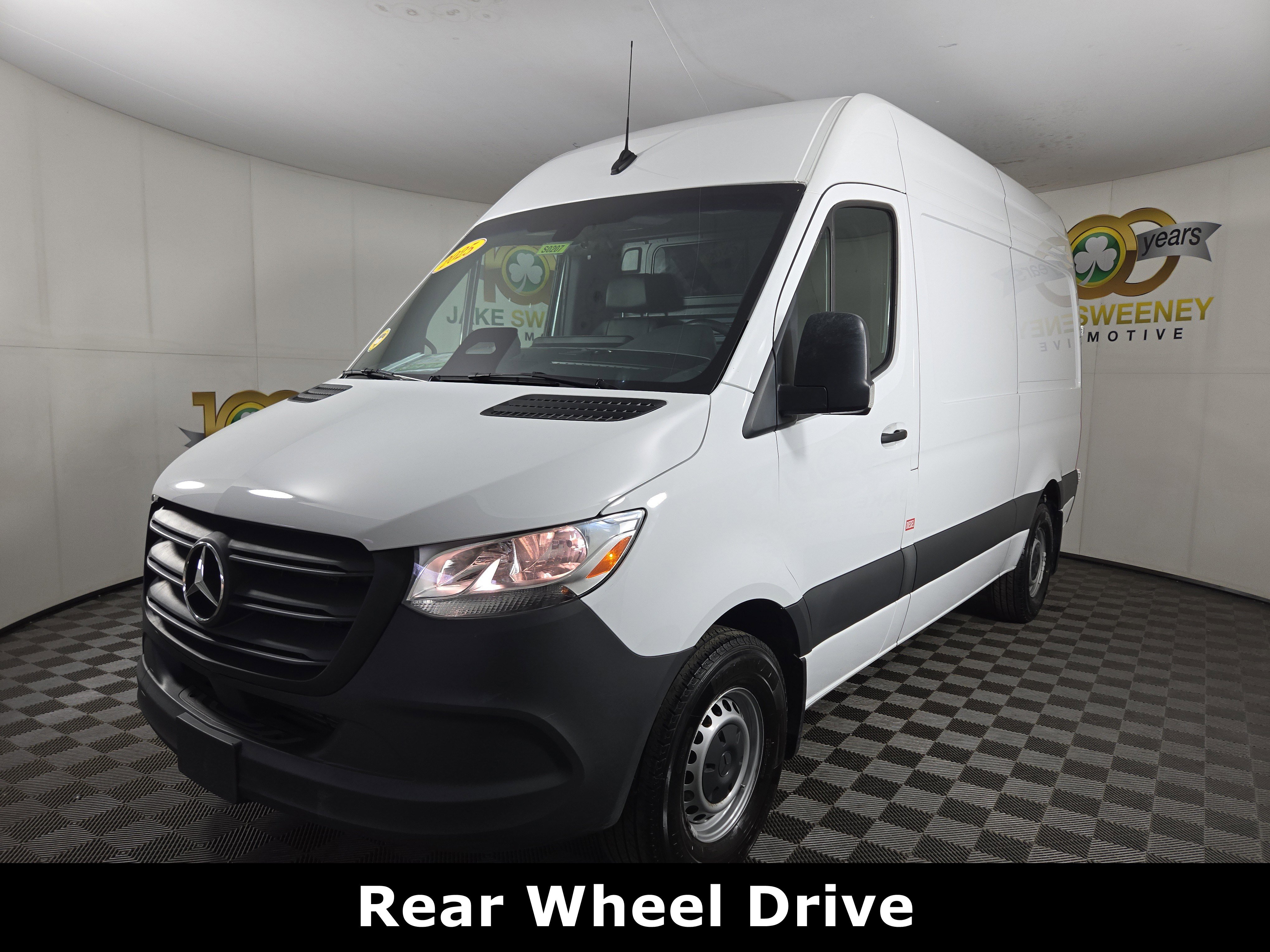 Used 2025 Mercedes-Benz Sprinter 2500 image 3