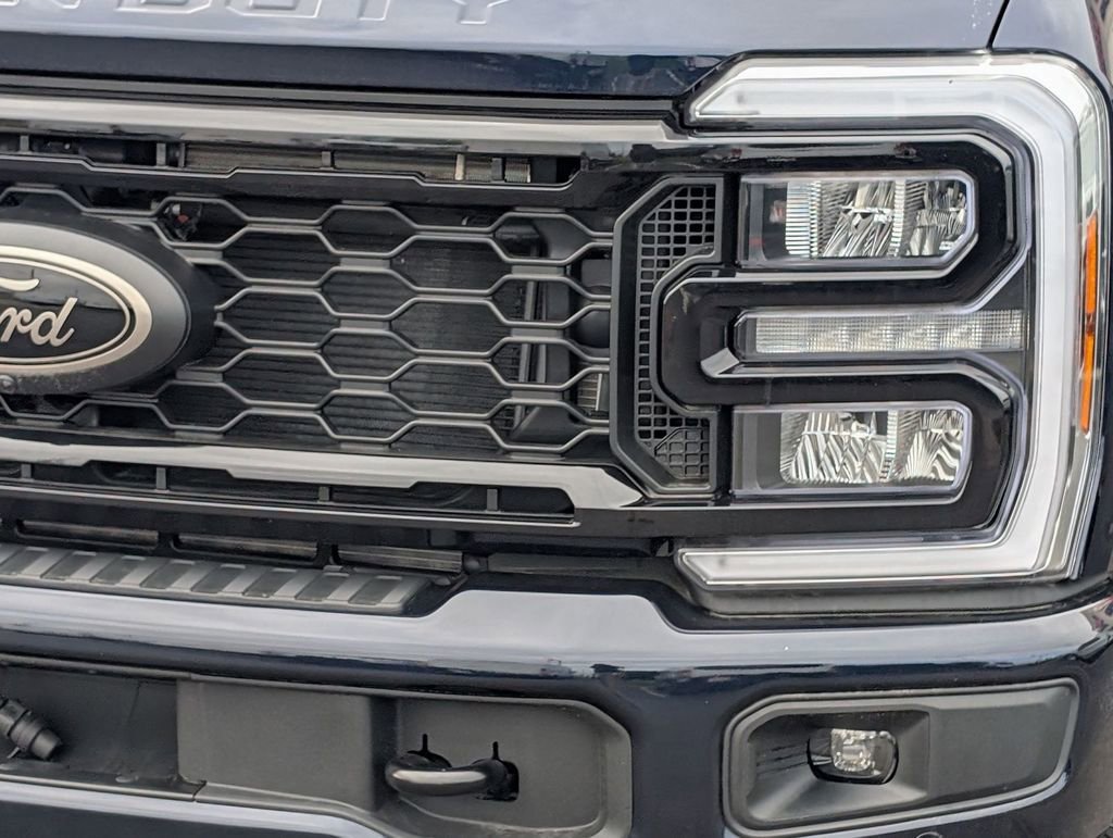 New 2025 Ford F250 Lariat w/ Lariat Ultimate Package image 11