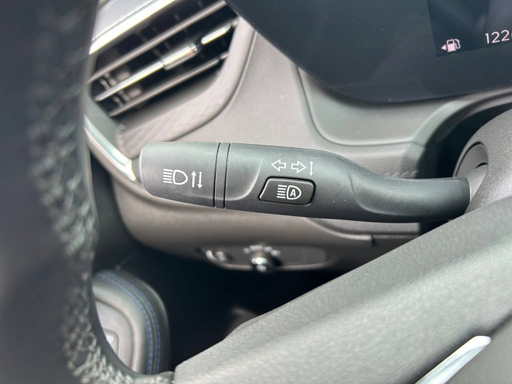 Used 2026 Buick Encore GX Sport Touring AWD/4WD image 29