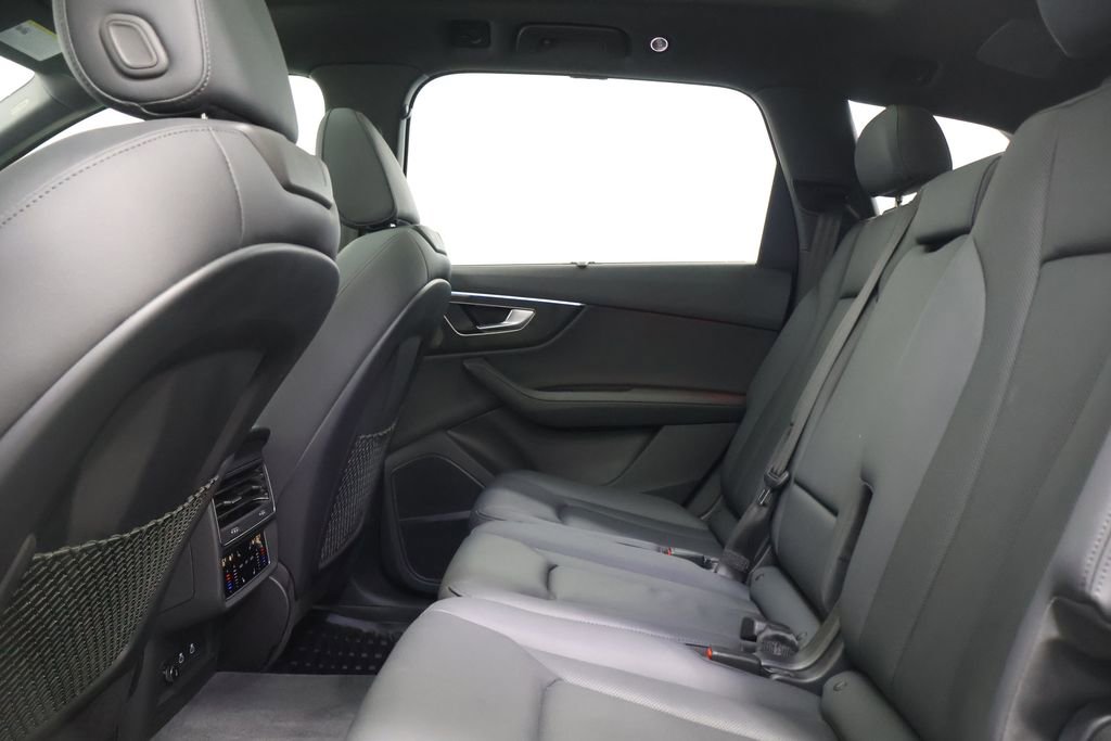 Used 2024 Audi Q7 2.0T Premium Plus w/ Premium Plus Package image 26