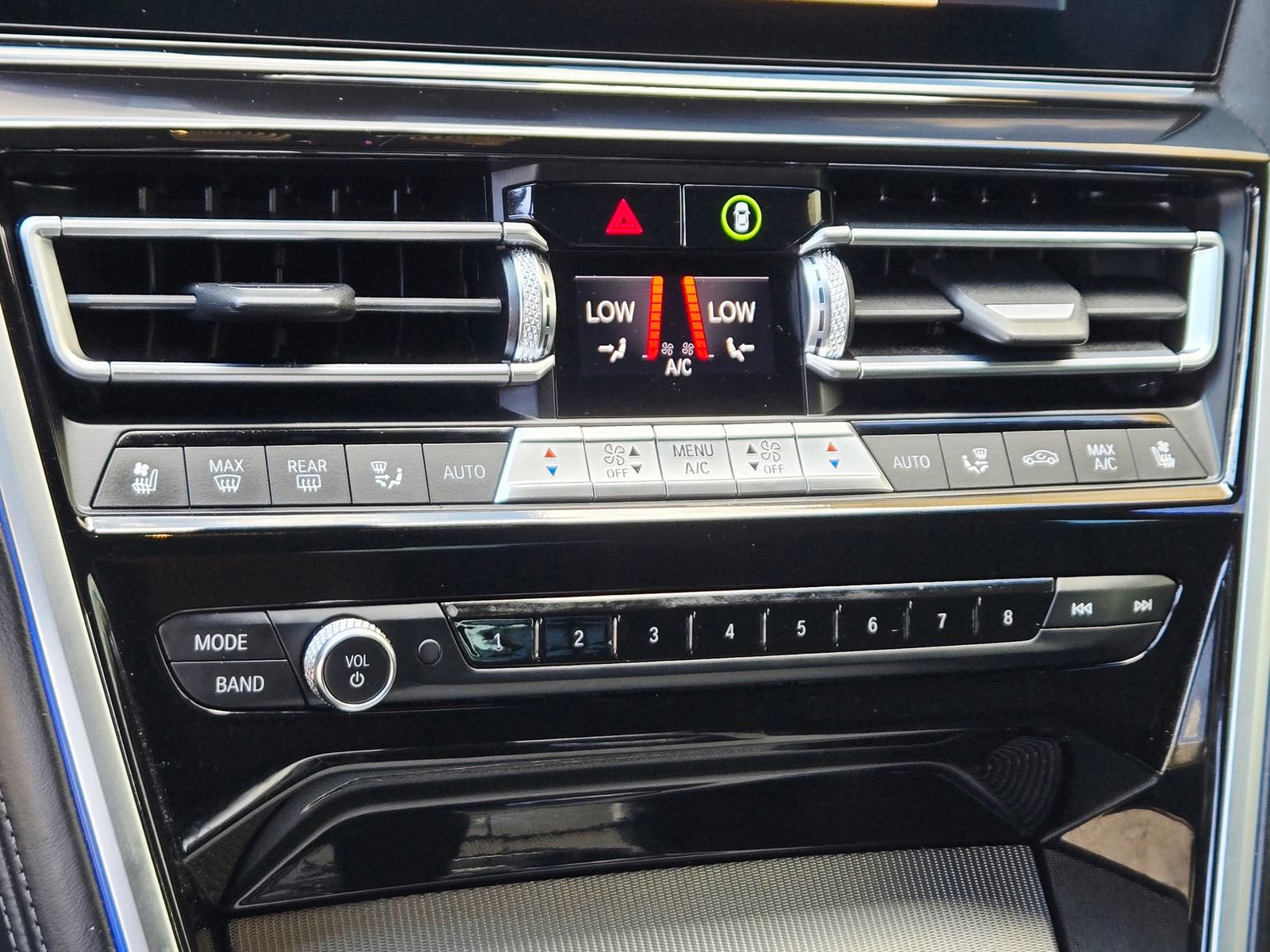 Used 2020 BMW M850i Gran Coupe xDrive image 17