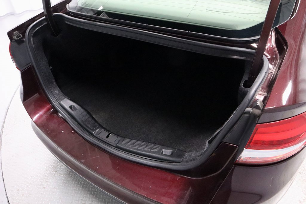 Certified 2017 Ford Fusion SE w/ Fusion SE Technology Package image 14