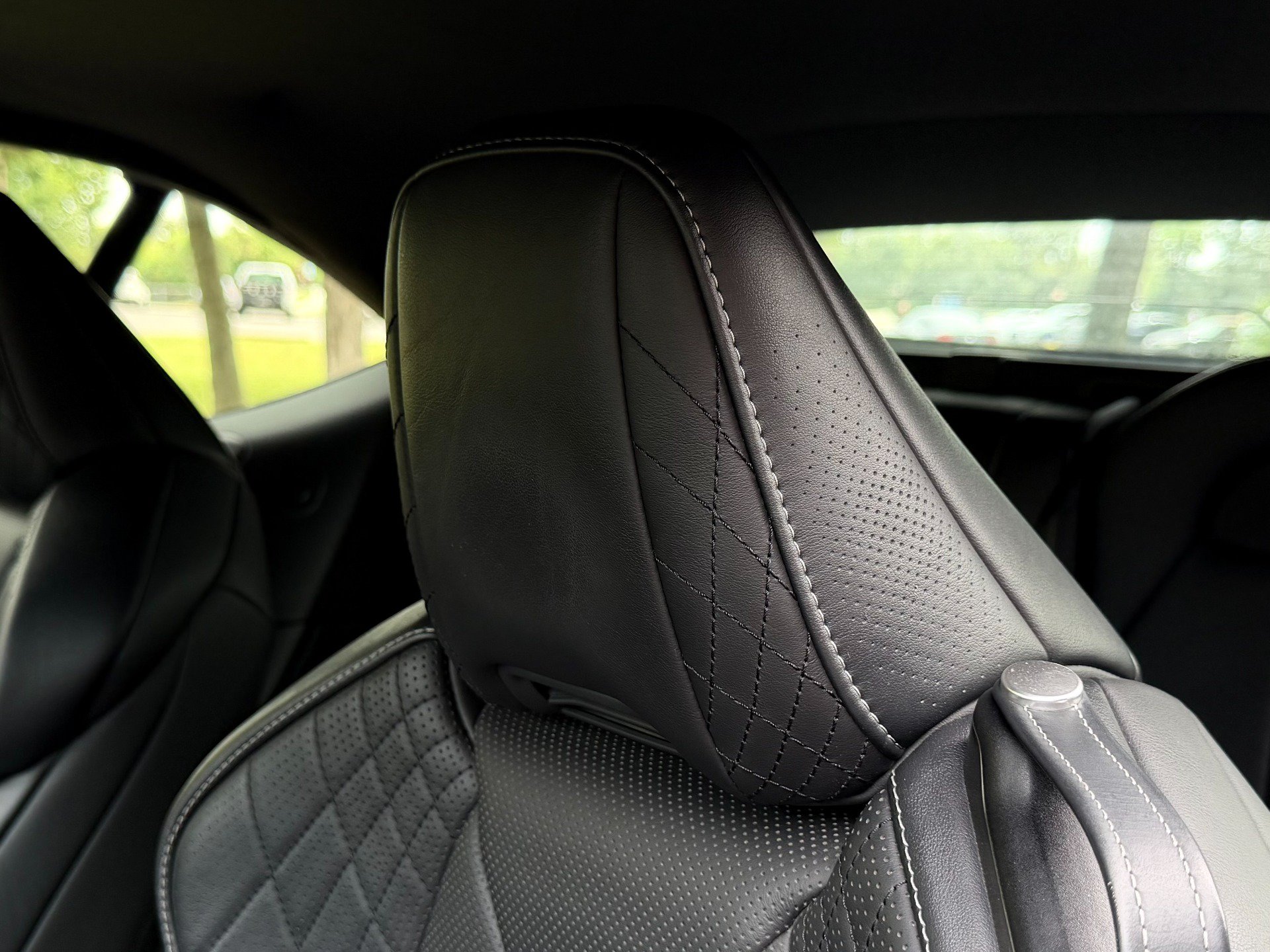 Used 2021 Lexus LC 500 Convertible w/ Touring Package RWD image 23