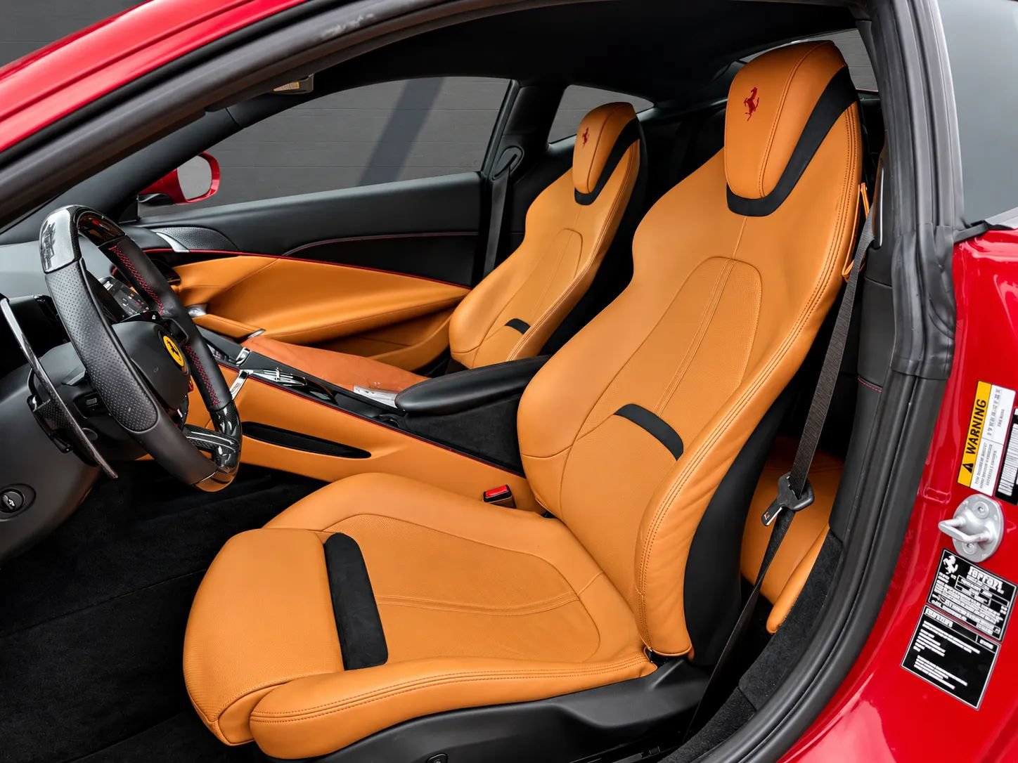 Used 2022 Ferrari Roma RWD image 10