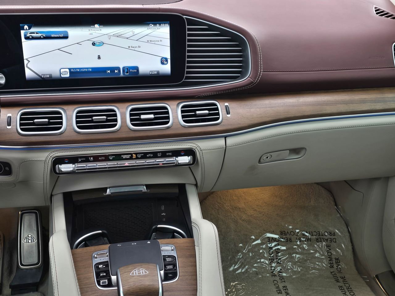 Used 2025 Mercedes-Benz Maybach GLS 600 4MATIC image 23