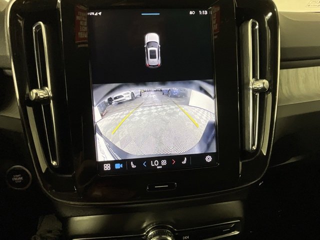 Used 2024 Volvo XC40 B5 Core image 19