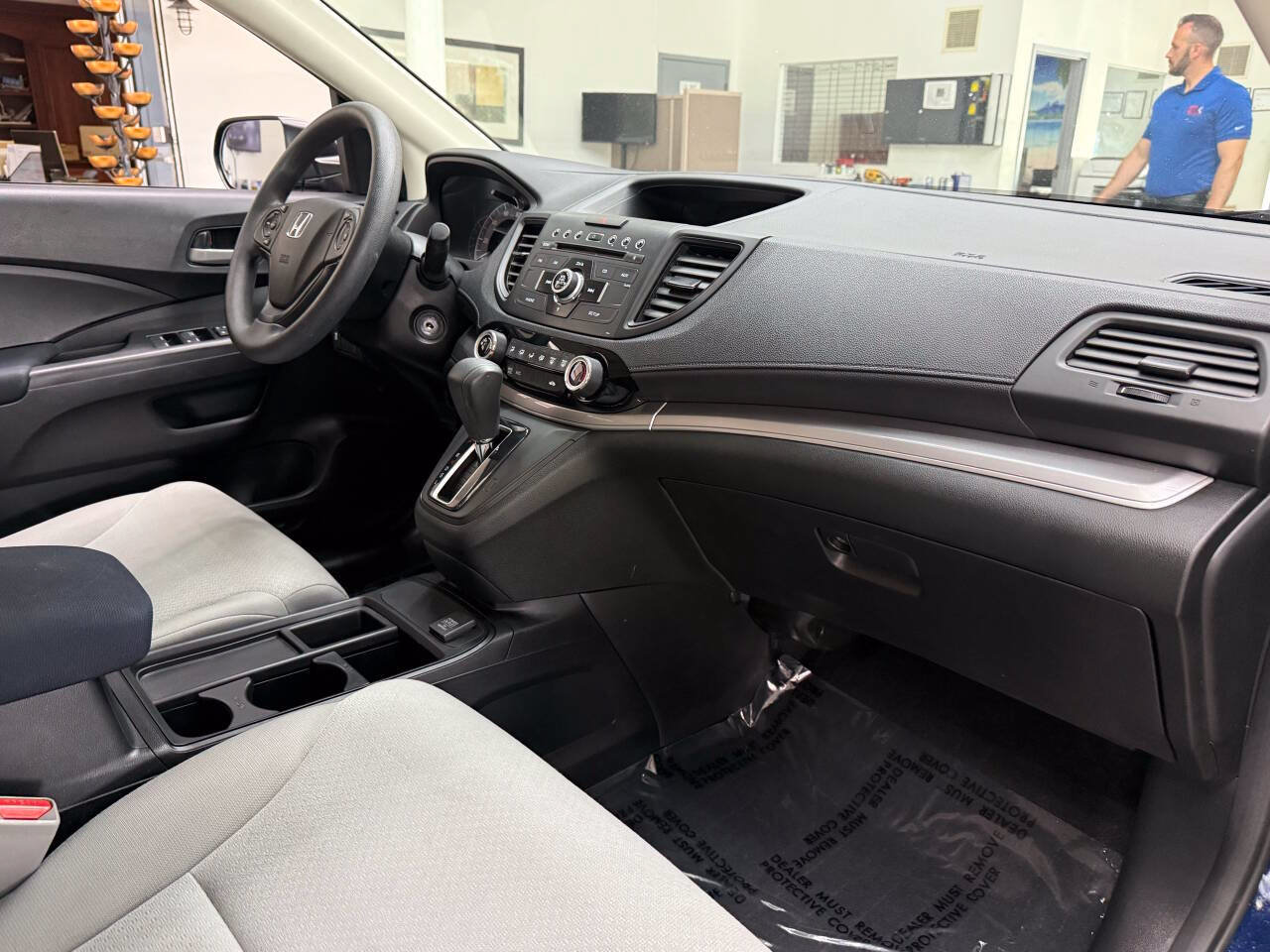 Used 2015 Honda CR-V LX image 17