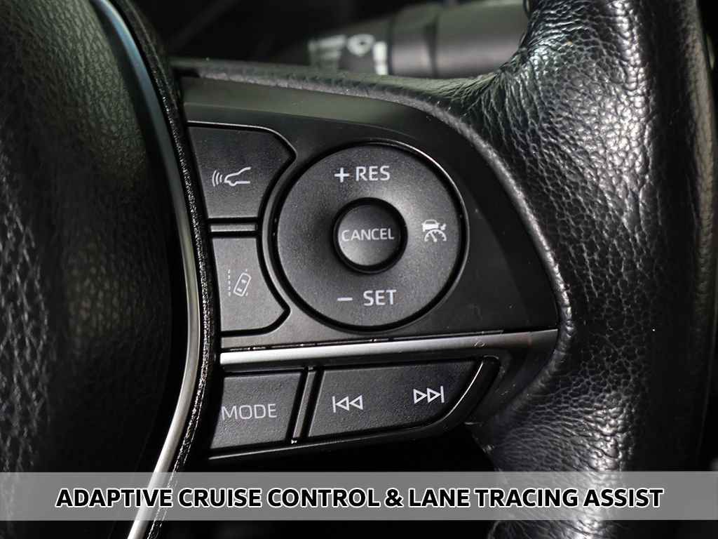 Used 2019 Toyota Avalon XLE w/ Moonroof Package FWD image 4