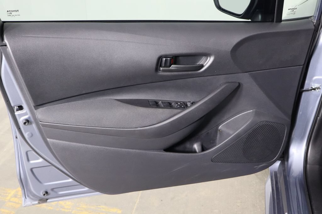 Used 2026 Toyota Corolla LE FWD image 19