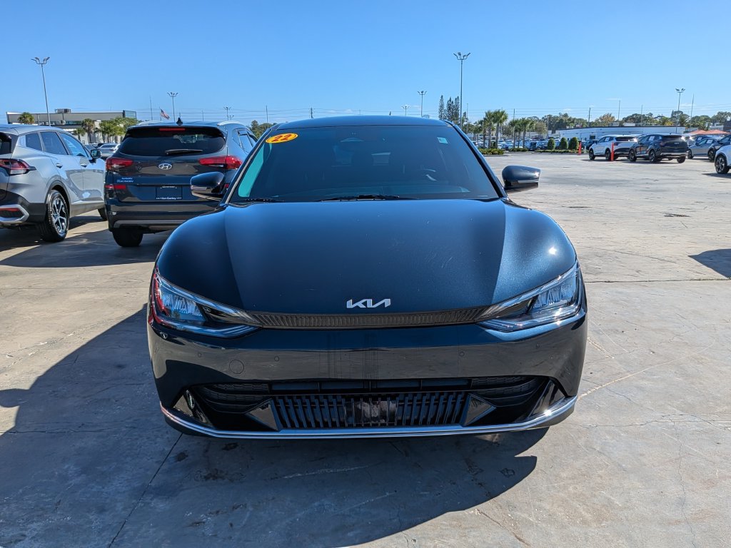 Certified 2022 Kia EV6 Wind AWD/4WD image 4