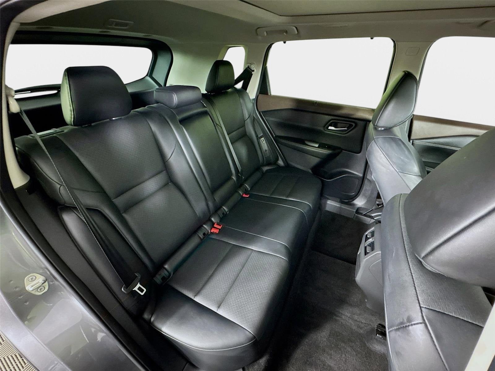 Certified 2023 Nissan Rogue SV w/ SV Premium B Package FWD image 27