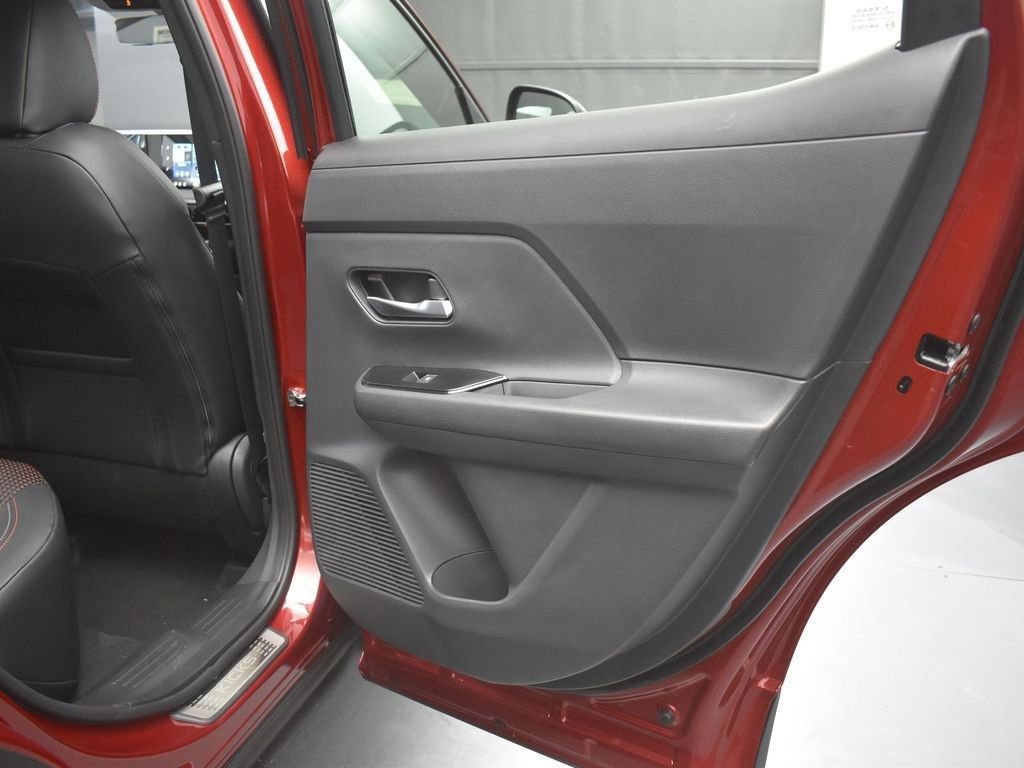 New 2026 Nissan Kicks SR w/ Illumination Package image 20