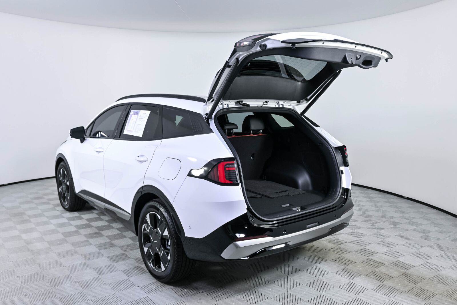 Used 2026 Kia Sportage SX FWD image 32