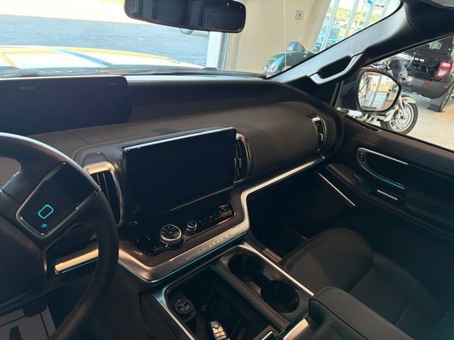 New 2027 Ford Expedition Max Platinum w/ Stealth Appearance Package AWD/4WD image 12