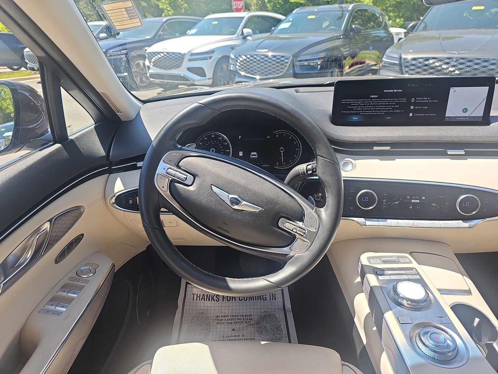 Used 2023 Genesis GV70 2.5T w/ Advanced Package AWD/4WD image 20