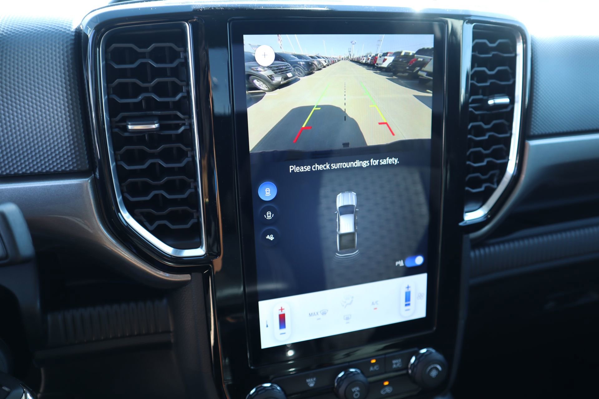 New 2026 Ford Ranger XLT w/ FX4 Off-Road Package image 6